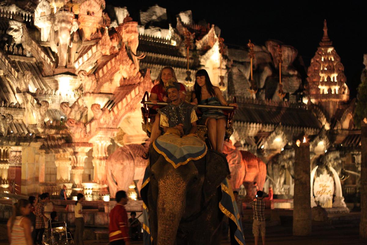 Day 6 – Phuket FantaSea